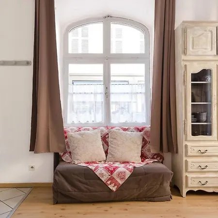 Travel Homes - The Bredele, Next To Little Venice *